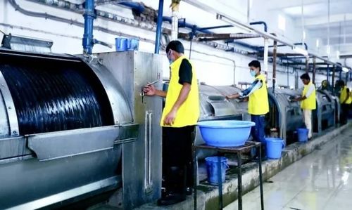 Solusi perusahaan terbaru tentang Agen Netral Ramah Lingkungan untuk Menghilangkan Residu Oksidasi dalam Pencucian Denim