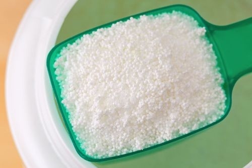Harga yang bagus Aktivitas Tinggi Alkaline Protease Enzyme Detergent OEM ODM Perawatan Kain Efektif Lembut on line